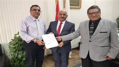  تعيين عبده عبد القدوس قائمًا بأعمال عميد كلية الآداب بجامعة الزقازيق