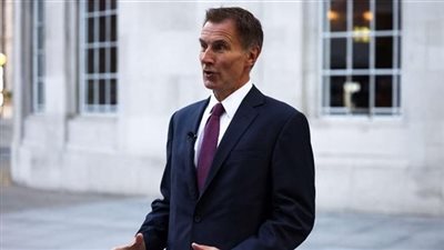 وزير الخزانة البريطاني الجديد يعتزم زيادة الضرائب