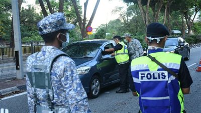 الشرطة الماليزية تعتقل 7 أشخاص وتضبط مخدرات بقيمة 3.4 ملايين رينجيت