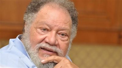 يحيى الفخراني: المسرح تلميع لعدتي قبل ما تصدي.. وحبيت أفلام المقاولات لهذا السبب