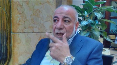 بعد ارتفاع الدولار، رئيس شعبة الدخان يكشف حقيقة زيادة أسعار السجائر