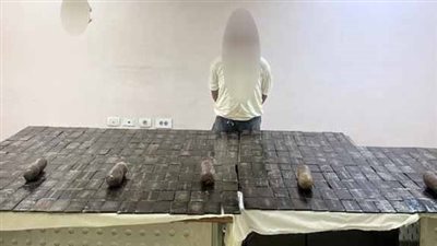 بقيمة تتجاوز 3 ملايبن جنيه.. سقوط عاطل بحوزته 44 كيلو حشيش وأفيون بأسيوط