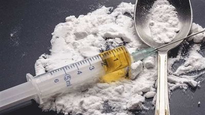 المؤبد وغرامة 100 ألف لعاطل متهم بترويج الهيروين في دار السلام