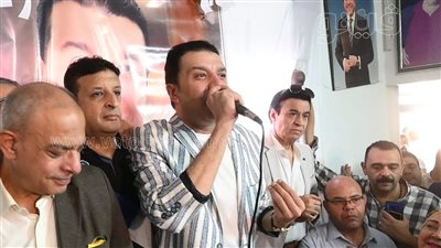 وقف تصاريح مطربي المهرجانات.. وزيادة المعاشات.. قرارات نارية لمصطفى كامل بعد انتخابه نقيبا للموسيقيين