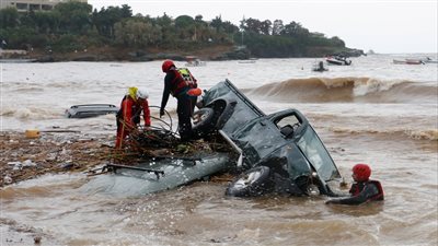 قتيلان في جزيرة كريت اليونانية جراء الفيضانات