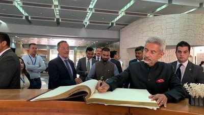 وزير الشئون الخارجية بالهند يزور المتحف القومي للحضارة