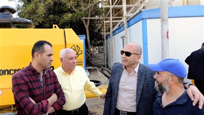 رئيس جامعة المنصورة في زيارة تفقدية لكلية الحقوق