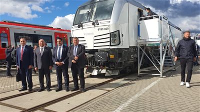 وزير النقل: منح اشتراكات لطلبة المدارس والجامعات والمعاهد على القطارات الروسية