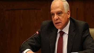 محافظ أسيوط يقدم واجب العزاء في شقيق محافظ الجيزة بمسقط رأسه بمركز صدفا 