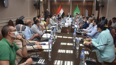 محافظ القليوبية يتابع تنفيذ مشروع تطوير عواصم المحافظات والمدن الكبرى 