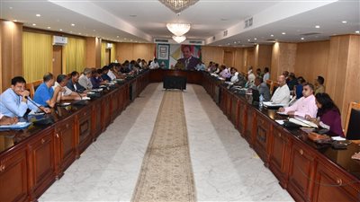 محافظ الفيوم يشكل لجنة لفحص حالات التصالح في مخالفات البناء 