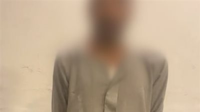 مصدر أمني: ضبط شخص تنكر في زي الشرطة النسائية لإنتاج فيديوهات مفبركة 