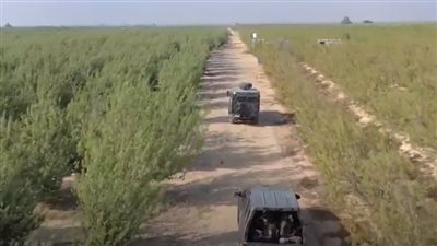 اللقطات الأولى لإحباط تهريب 10 أطنان مخدرات في السويس | فيديو