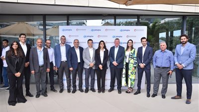 بالتزامن مع انعقاد مؤتمر المناخ الشهر المقبل..الصناعات الغذائية تتحول للطاقة النظيفة 