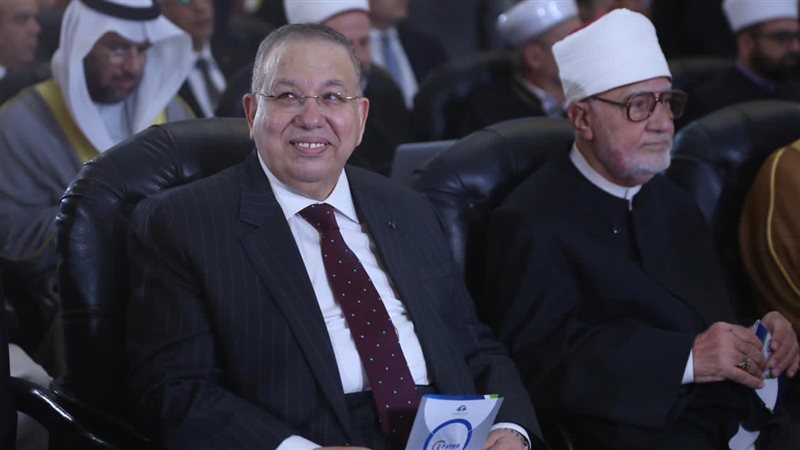 محمود الشريف نقيب