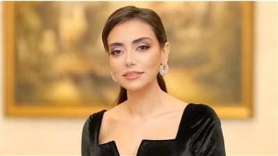 سارة الطباخ تتصدر تويتر بعد تصريحاتها عن أزمة شيرين عبد الوهاب