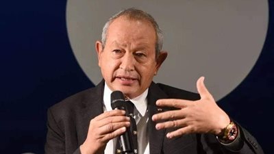 بعد تزايد أزمتها الاقتصادية.. ساويرس ينصح بريطانيا بالعودة للاتحاد الأوروبي