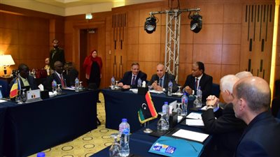 وزير الري يفتتح فعاليات الاجتماع الثانى والعشرين للهـيئة المشتركة لدراسة وتنمية خزان الحجر الرملي النوبي