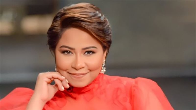 الفنانة شيرين عبد