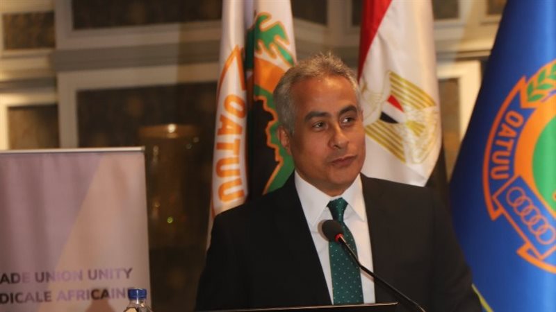 حسن شحاتة وزير القوى