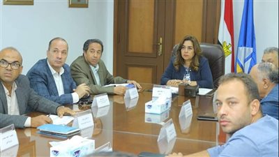 محافظ دمياط تتابع تنفيذ مشروع تطوير المناطق غير المخططة