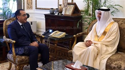 رئيس الوزراء يلتقي سفير البحرين لدى مصر بمناسبة انتهاء فترة عمله في القاهرة