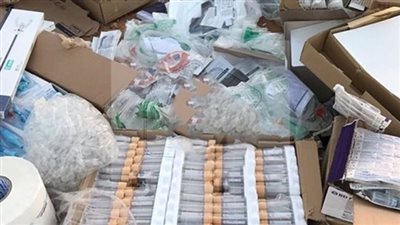 ضبط ٧٦ ألف مستلزم طبي مغشوش في الجيزة