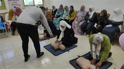 برنامج تدريبي على الإنعاش القلبي الرئوي الأساسي بمستشفى حميات بنها 