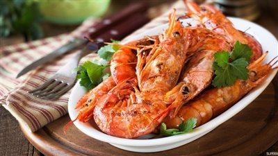 أسهل طريقة لعمل الجمبري المشوي