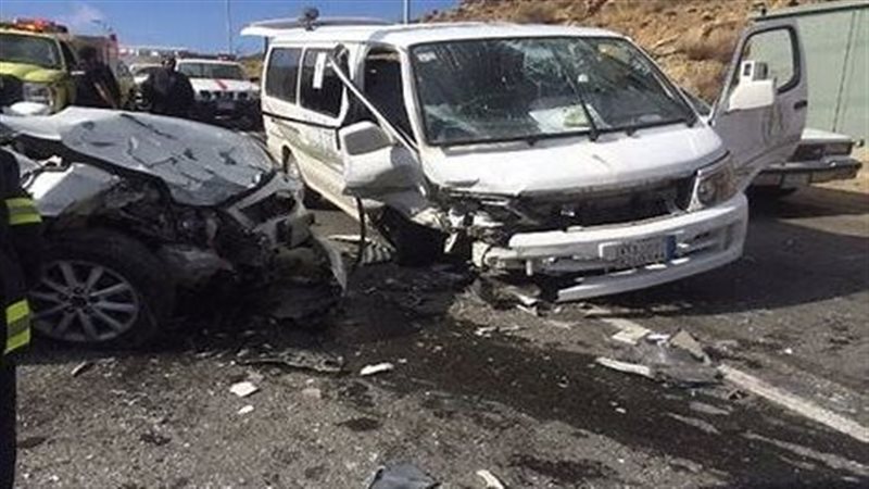 حادث تصادم سيارتين