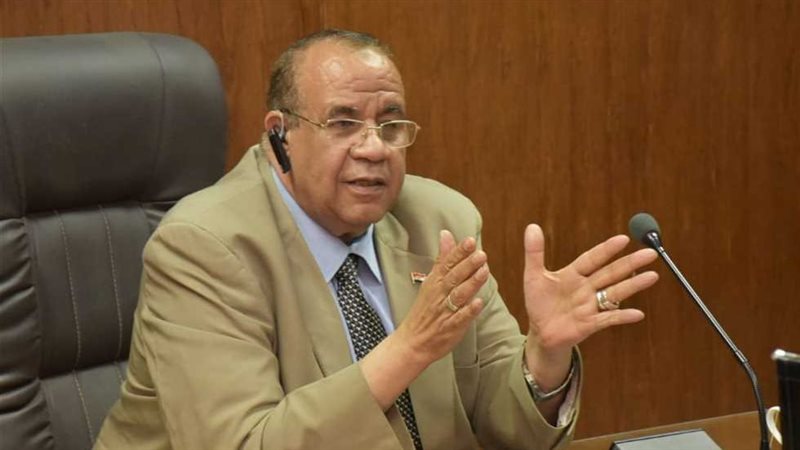 الدكتور حمدي محمد