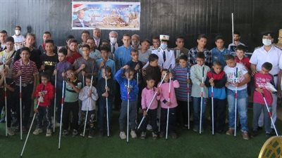 الداخلية تواصل مشاركتها الاحتفال باليوم العالمي للمكفوفين والعصا البيضاء|صور 