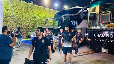وصول حافلة الأهلي إلى ملعب السلام استعدادًا لمواجهة طلائع الجيش 