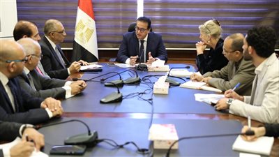 وزير الصحة: نبحث التوسع في ملف حملة طرق الأبواب لتنظيم الأسرة