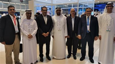 خالد عباس يلتقي عددا من مسؤولي شركات الاتصالات العالمية للاستثمار بالعاصمة الإدارية