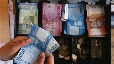 البيزو التشيلي الأسوأ والفورنت المجري الأفضل بعملات الأسواق الناشئة في أسبوع 