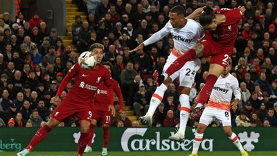 ليفربول يتقدم على وست هام 0/1 في الشوط الأول بالدوري الإنجليزي 