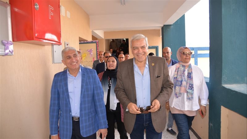 جانب من الجولة بالمدرسة