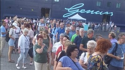 وصول 3094 سائحا و طاقما من جنسيات مختلفة لميناء سفاجا | فيديو