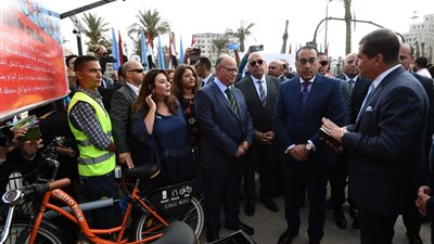 رئيس الوزراء يشهد إطلاق المرحلة الأولى من مشروع 