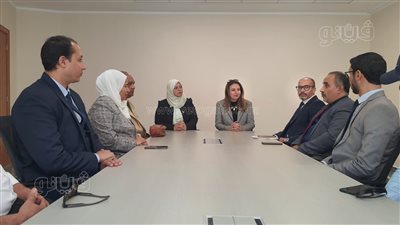  نائب وزير الاتصالات يزور مجمع خدمات بالساحل الشمالي | صور