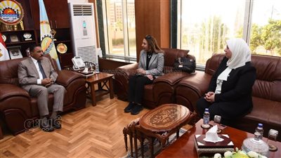 محافظ مطروح يستقبل نائب وزير الاتصالات لتنفيذ خطة التطوير المؤسسي الرقمي