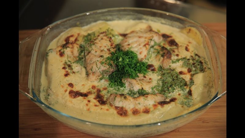 صينية السمك بالبطاطس