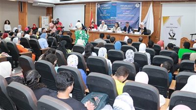 تنسيقية شباب الأحزاب تطلق أولى الجلسات النقاشية حول الحوار الوطني بجامعة القاهرة