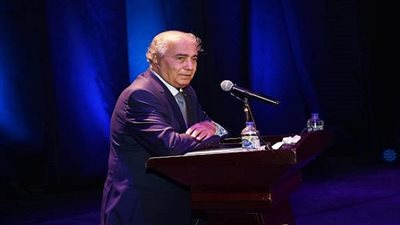 فاروق جويدة يهدي قصيدة خاصة للفلسطينيين (فيديو)