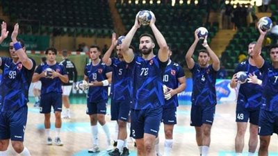 يد الأهلي يفوز على بنفيكا 29-28 ويتأهل إلى نصف نهائي كأس العالم للأندية