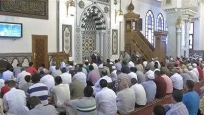 اعتلى المنبر بالقميص والبنطلون.. نقل ومجازاة خطيب مسجد في بني سويف