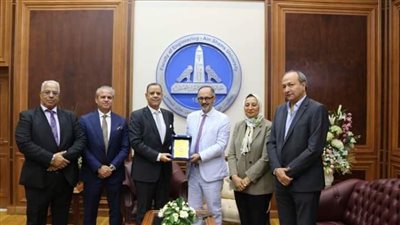 المشاريع الفائزة بجائزة الإعلان للعمارة ٢٠٢٢.. محاضرة بهندسة عين شمس