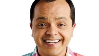 فريق عمل د. نبيل الجميل يواصل تصوير مشاهد الفيلم داخل أحد الاستوديوهات بالهرم