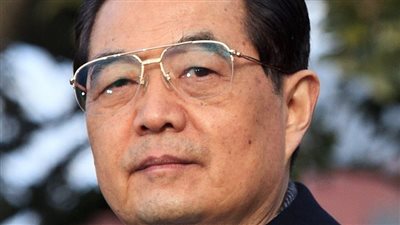 تفاصيل جديدة في إخراج الرئيس الصيني السابق من جلسة الحزب الشيوعي 